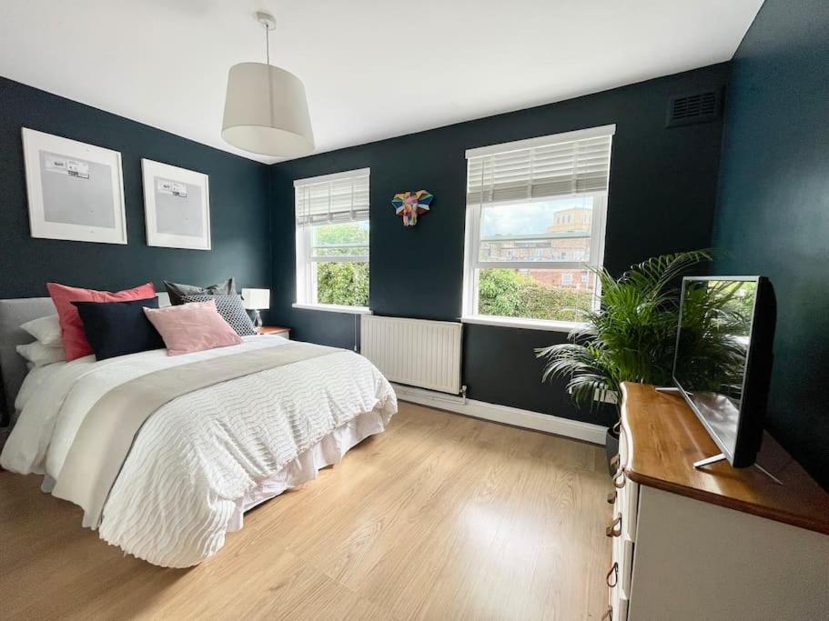 *New* Beautiful 2 Bedroom House In Central Location London Exterior foto